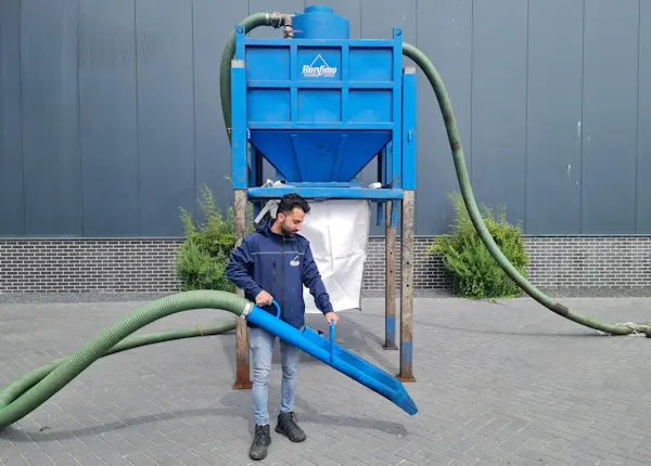 Cycloon voorafscheider Rentimo huur 1 kuub inhoud machine