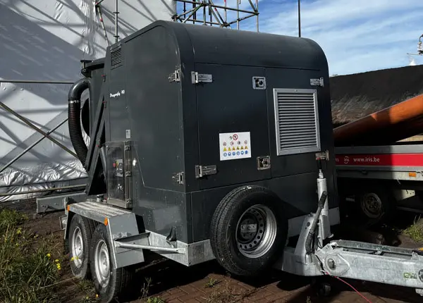 Vacuümunit Diesel Aanhangwagen huren rentimo voorkant