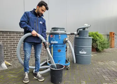 Vloeistofzuiger 3,45 kW met voorafscheider oliedrum